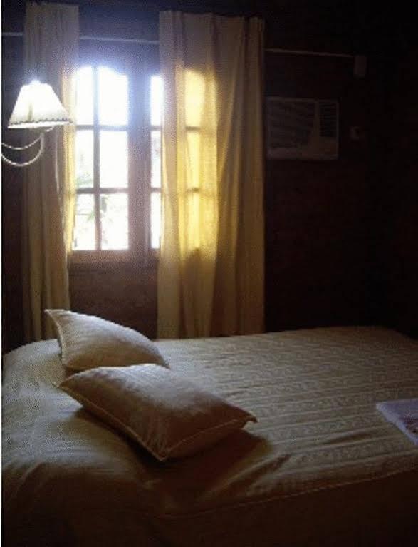 Residencial Azaleas Place Puerto Iguazu Luaran gambar